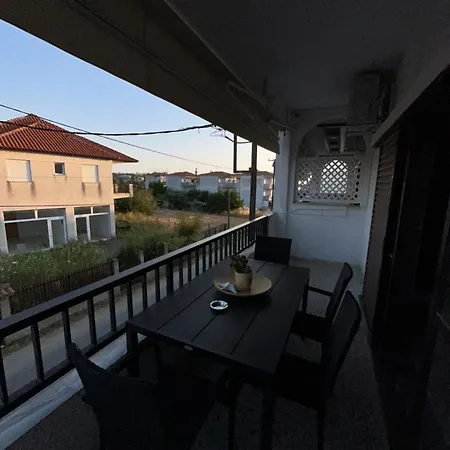 Cozy 400m From The Beach! 아파트