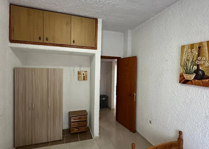 Cozy 400m From The Beach! * Skála Foúrkas