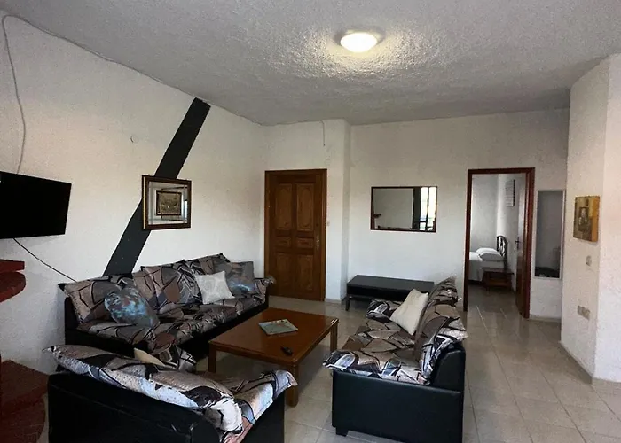 Cozy 400m From The Beach! 公寓 *