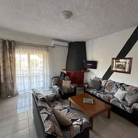 Cozy 400m From The Beach! Daire