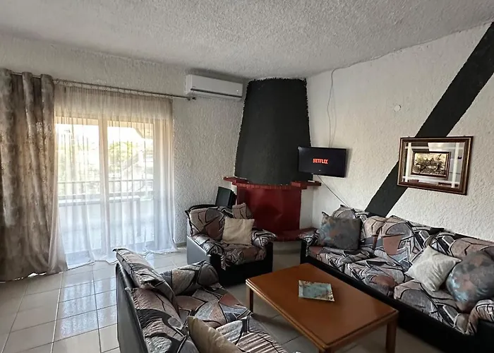 Cozy 400m From The Beach! Apartment
